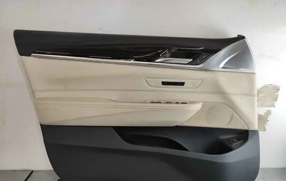 BMW 6 G32 Gran Turismo Front door card panel trim 51417416877