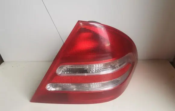 Mercedes-Benz C W203 Rear/tail lights