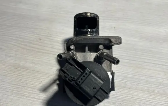 BMW X6 F16 EGR valve 710334070