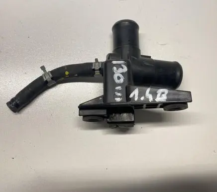 Hyundai i30 Engine coolant pipe/hose KRUCIE