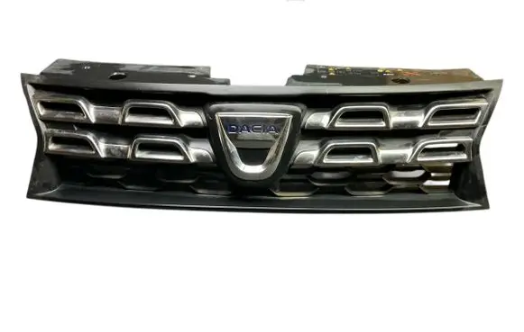 Dacia Duster Front grill 623100838R M02403
