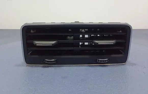 Audi Q7 4L Dashboard side air vent grill/cover trim 4M8819203B