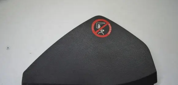Mercedes-Benz E W211 Dashboard side end trim A2116800478