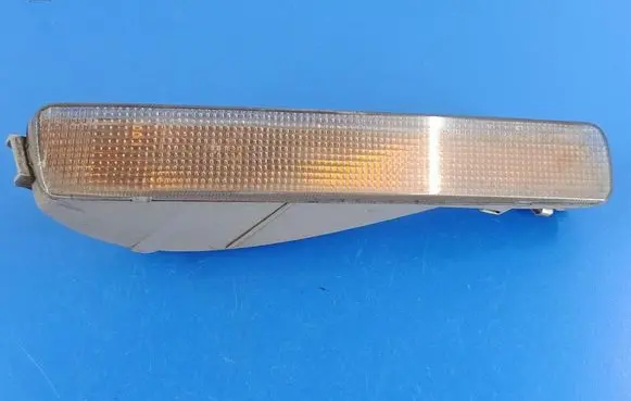 Peugeot 605 Front indicator light 