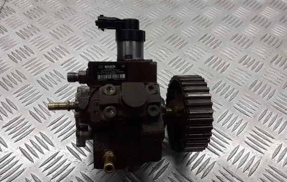 Mazda 3 I Fuel injection high pressure pump 9656300380