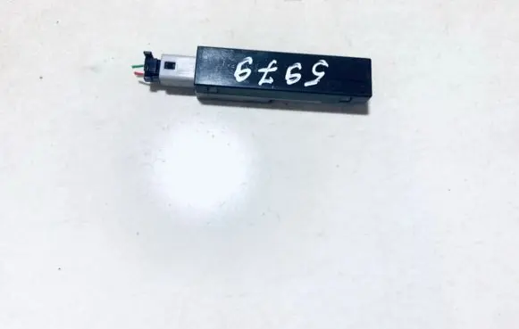 Toyota Auris 150 Antenna control unit B0D1775 B0D-1775