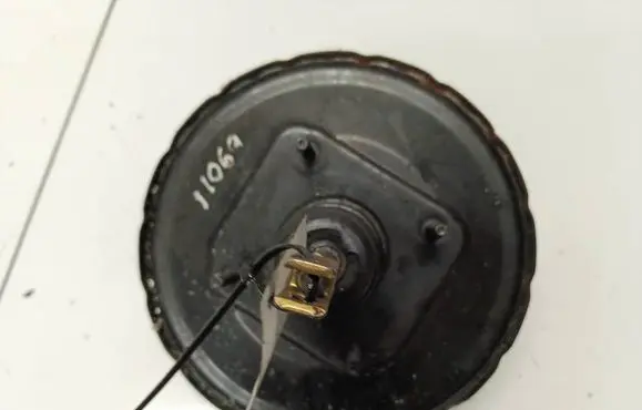 Toyota Previa (XR30, XR40) II Brake booster 