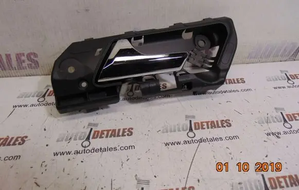 Mercedes-Benz GL X164 Front door interior handle