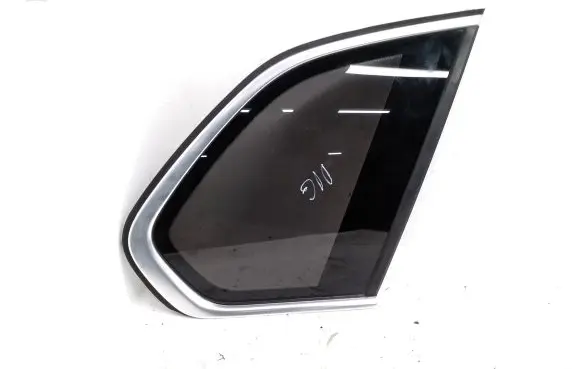 BMW X5 E70 Rear side window