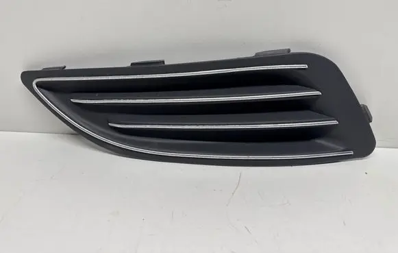 Front bumper lower grill