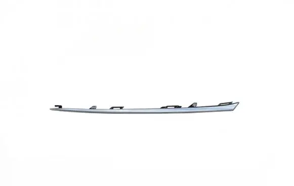 Toyota Avensis T270 Front bumper upper radiator grill 53126-05010