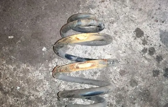 Audi A6 S6 C5 4B Rear coil spring