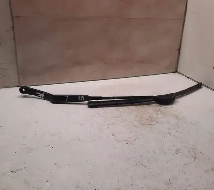 Audi 80 90 S2 B4 Front wiper blade arm 893955407