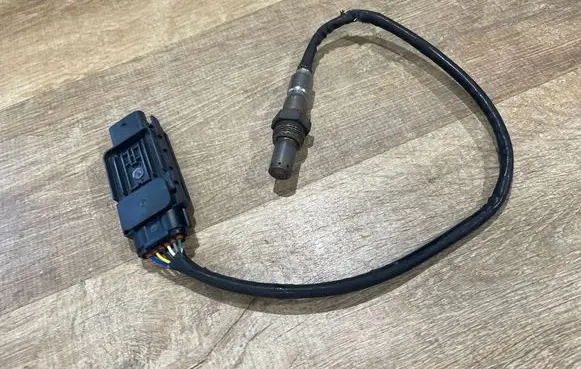 Jaguar E-Pace Lambda probe sensor HJ325J299BD 0281007470