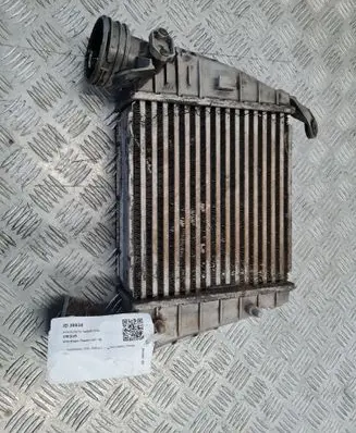 Volkswagen Phaeton Intercooler radiator 3D0145785