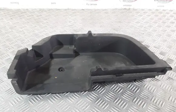Toyota Avensis T250 Glove box in trunk 6499505020