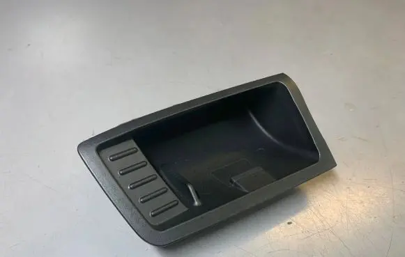 Car ashtray