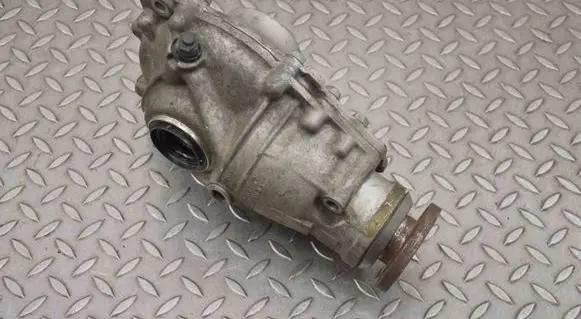 BMW 7 G11 G12 Front differential 7647387 7647386