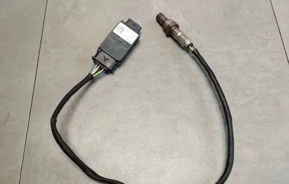 Volkswagen Amarok II Lambda probe sensor MB3G5E145AC 0281009277