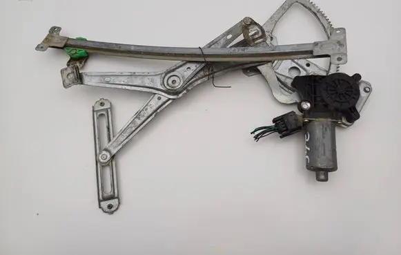 Mercedes-Benz E W210 Front door window regulator with motor 0130821709