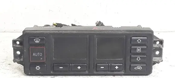 Audi A4 S4 B5 8D Climate control unit 8L0820043D 5HB00760804