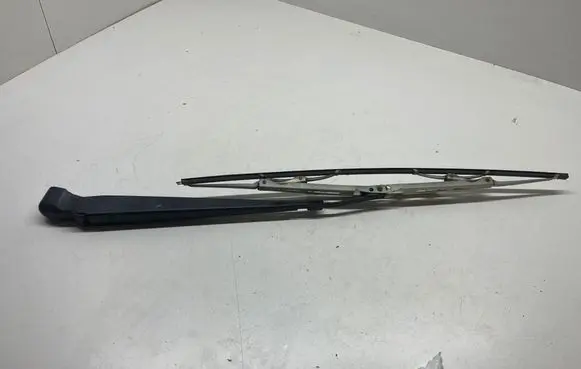 BMW 3 E36 Rear wiper blade 8357517