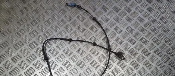 Nissan Primera ABS brake wheel speed sensor 0265007463