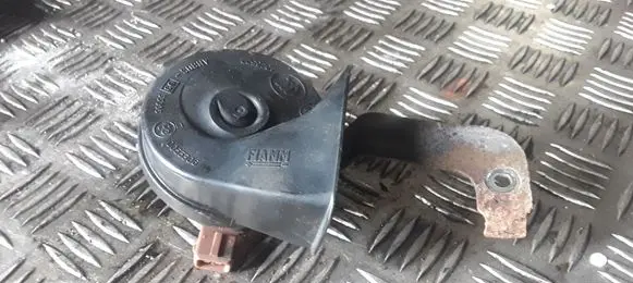 Volvo V50 Horn signal 30796712