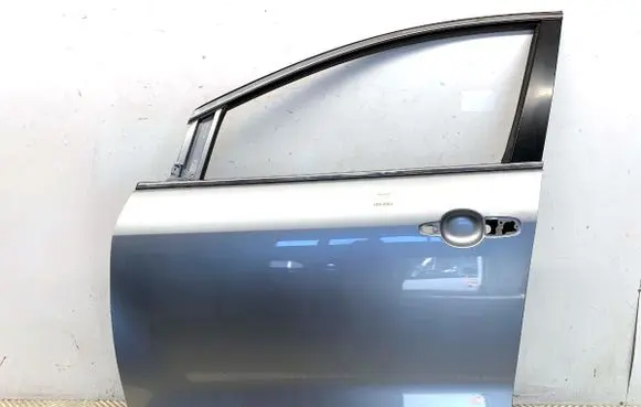 Mazda CX-7 Front door