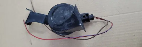 Audi A6 S6 C7 4G Horn signal 4G0951210C