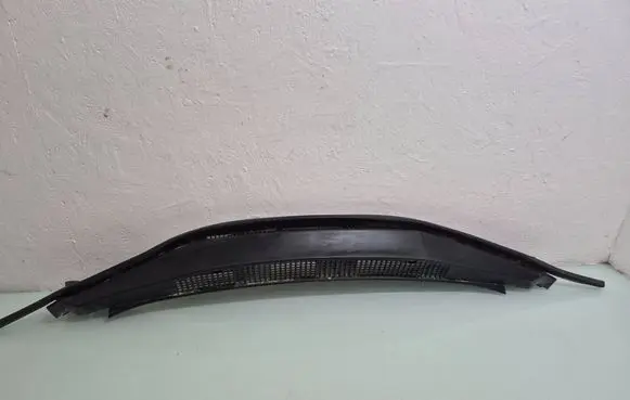 Honda Civic Wiper trim 