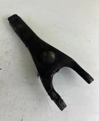 Toyota RAV 4 (XA20) Clutch release arm fork 