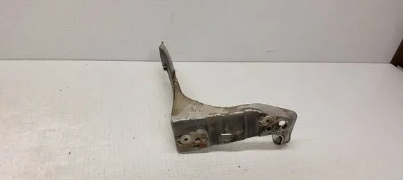 Audi A4 S4 B6 8E 8H Front bumper mounting bracket 8E0821138B