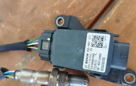 Citroen DS7 Crossback Lambda probe sensor 9830288780