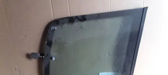 Renault Espace II Rear side window E243R000464