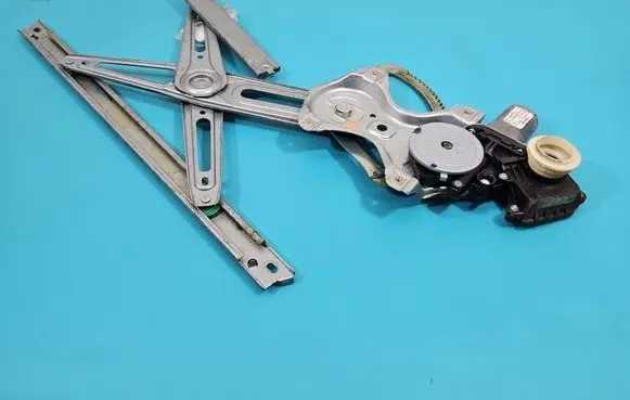 Toyota Auris E180 Front door window regulator with motor 85702-02020 IMPRK1511902