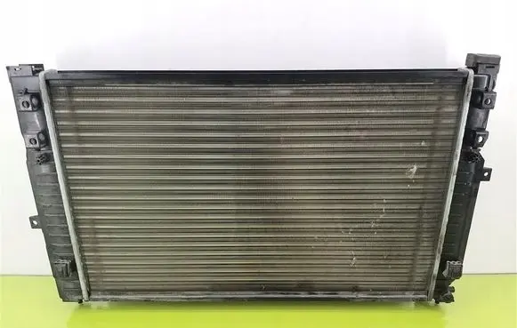 Volkswagen PASSAT B5.5 Coolant radiator 
