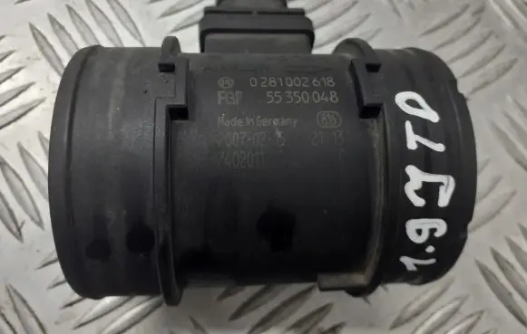 Alfa Romeo 147 Mass air flow meter 55350048