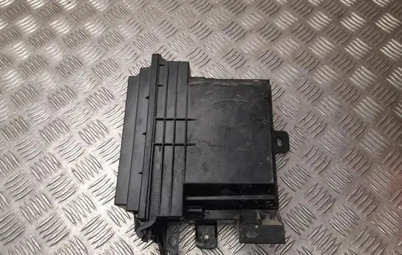 Tesla Model X Fuse box set 105835803C
