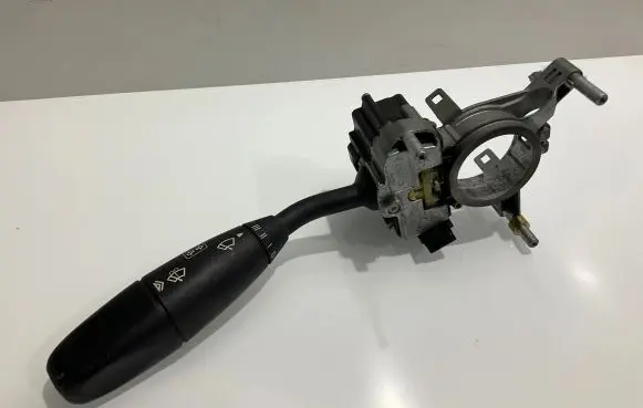 Mercedes-Benz Sprinter W901 W902 W903 W904 Indicator stalk A9065450310