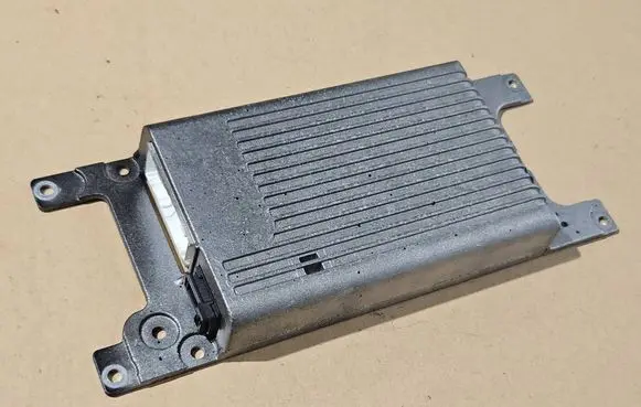 BMW X5 E70 Bluetooth control unit module 9181378 10099110 87589337