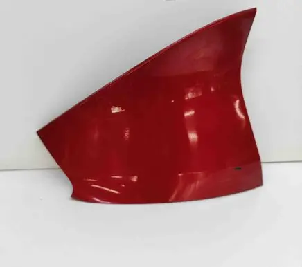 Rear fender molding trim