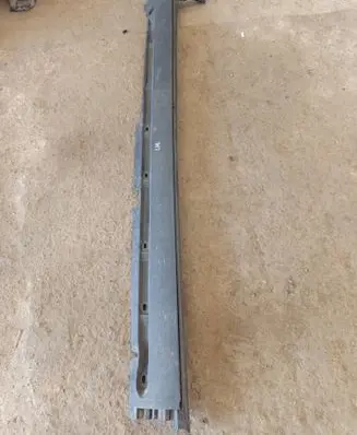 Volvo XC70 Sill 30698371