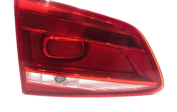 Volkswagen PASSAT B7 Rear/tail lights 3AF945093K