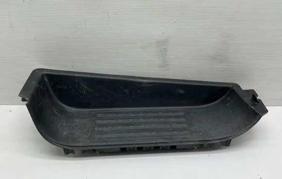 Volkswagen Transporter - Caravelle T5 Front sill trim cover 7H0863735C T0010503 0078387