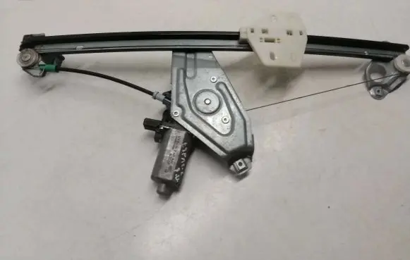 Renault Espace III Front door window regulator with motor 0130821630
