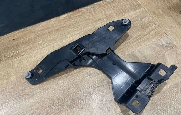 Porsche Macan (95B) Headlight/headlamp mounting bracket 7600211430
