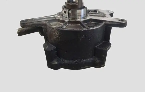 Jeep Grand Cherokee (WK) Vacuum pump A6422300165