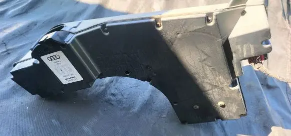 Audi A6 S6 C5 4B Subwoofer speaker