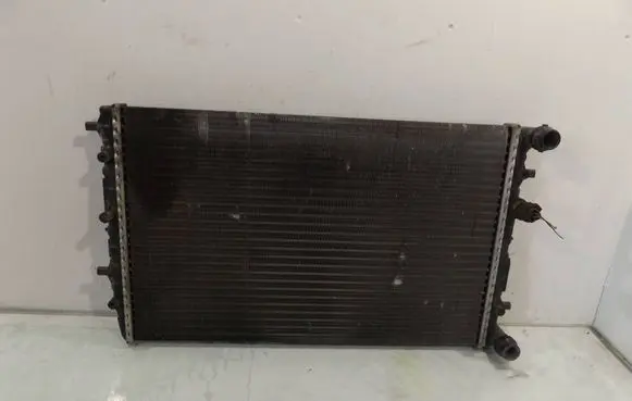 Volkswagen Cross Polo Coolant radiator 6Q0121253Q